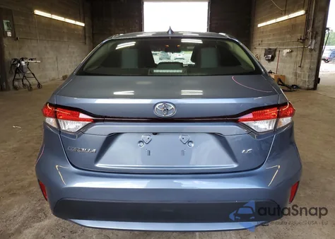 2022 Toyota Corolla Le z USA, uszkodzony, nr VIN JTDEPMAE6NJ218433